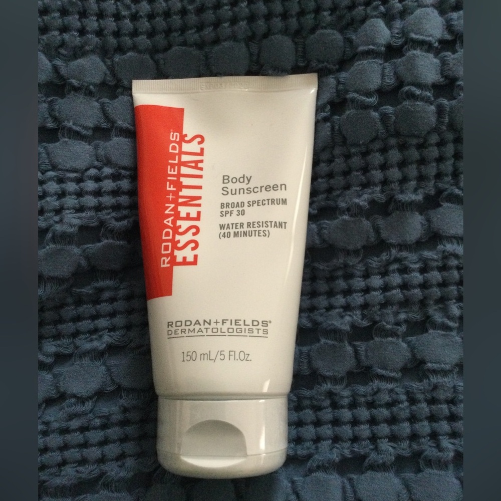 Rodan & Fields body sunscreen 30 spf 5oz new
